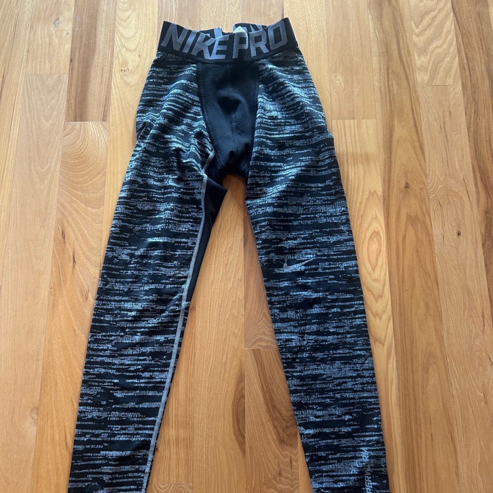 Nike Pro Hyperwarm Adult Black and Gray Patterned Leggings